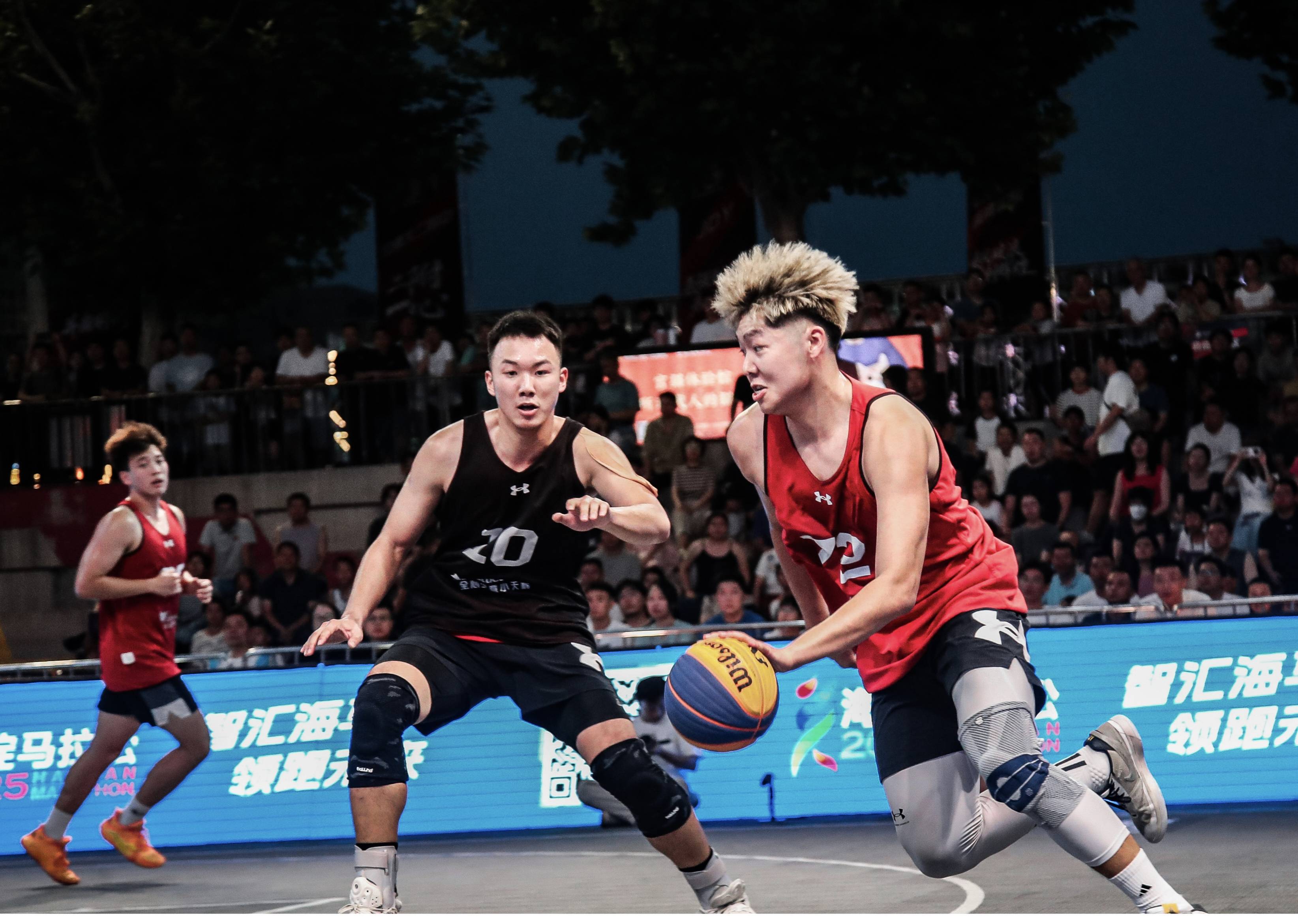 河南男篮在激情对抗中惊险获胜，表现出色