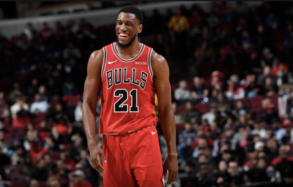 PG电子娱乐官网下载-日本男篮强势公牛，贝弗利三分雨点燃全场的简单介绍