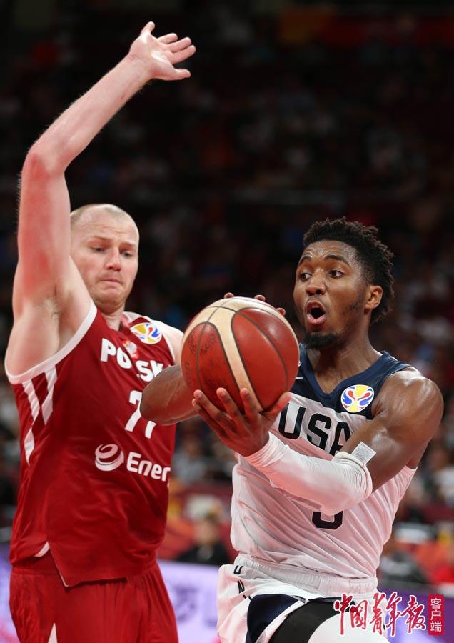 PG电子娱乐官网-西班牙男篮完胜德国男篮，萨姆·米切尔统治全场的简单介绍