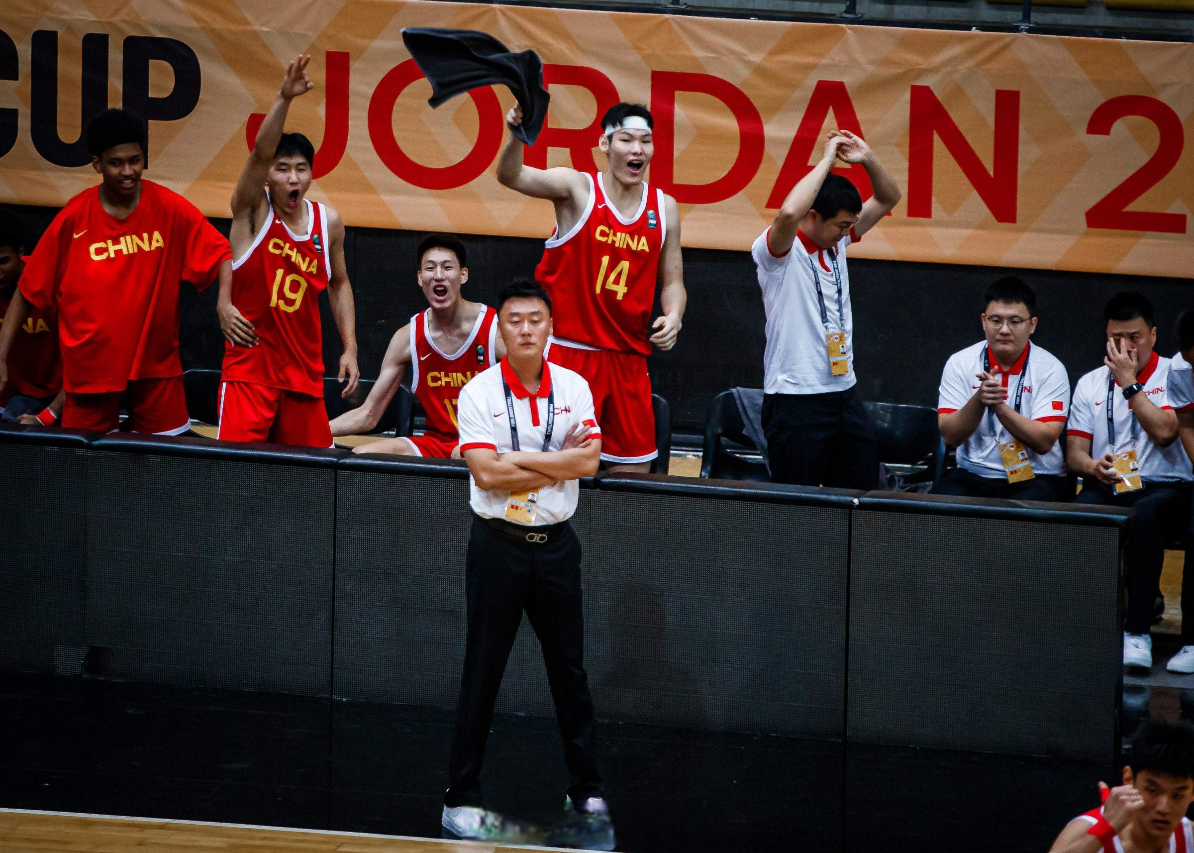 PG电子娱乐官网-关键球员复出助攻全队，球队高分大胜击败对手的简单介绍