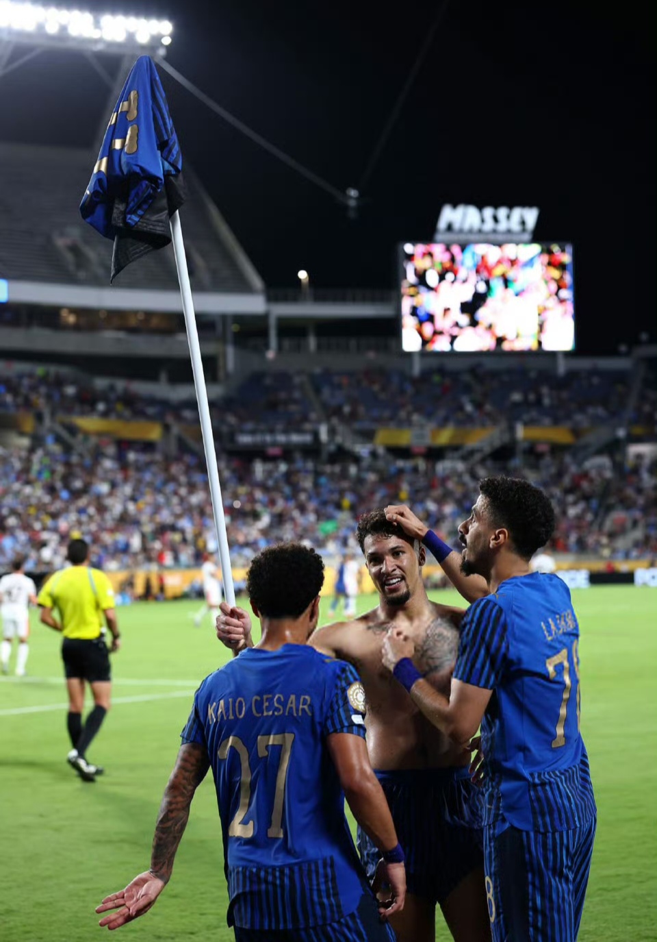 PG电子线上登入-包含红牌停赛：那不勒斯前锋缺席下一场比赛的词条