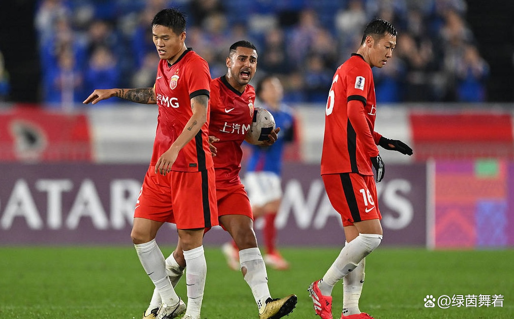 亚冠赛场上演惊心动魄的对抗与竞争 亚冠赛场上演惊心动魄的对抗与竞争