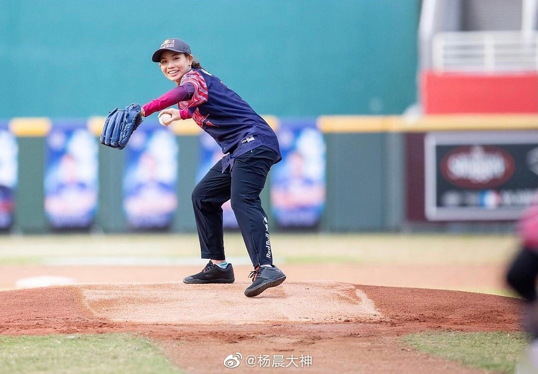 马来西亚羽毛球队翻盘日本羽毛球队,戴资颖制霸全场的简单介绍 马来西亚羽毛球队翻盘日本羽毛球队,戴资颖制霸全场的简单介绍