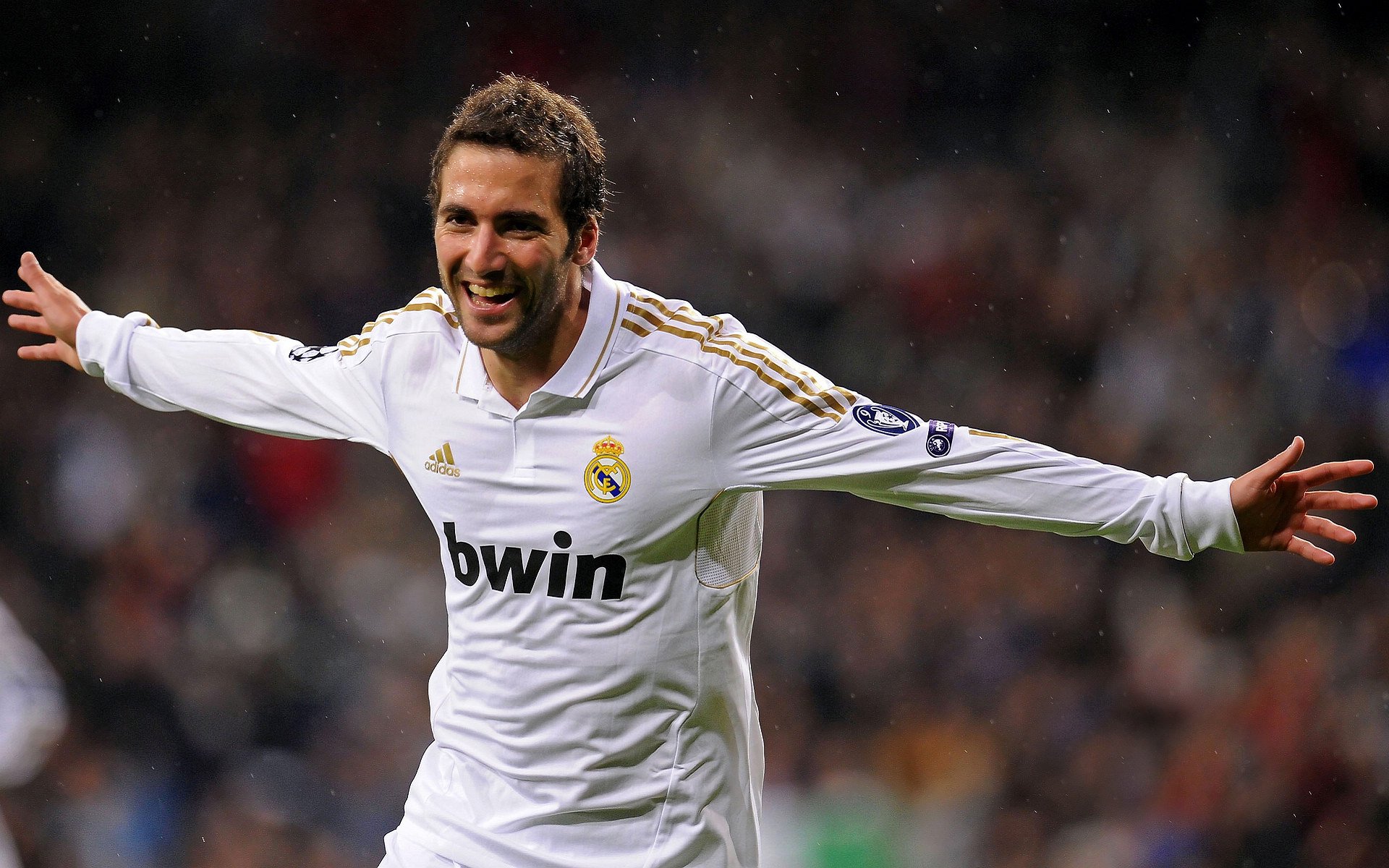 PG游戏下载-天使之翼划破北欧铁壁，迪马利亚率队击碎丹麦童话